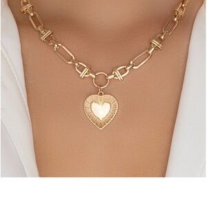 Love Stylize Gold Heart Pendant Necklace